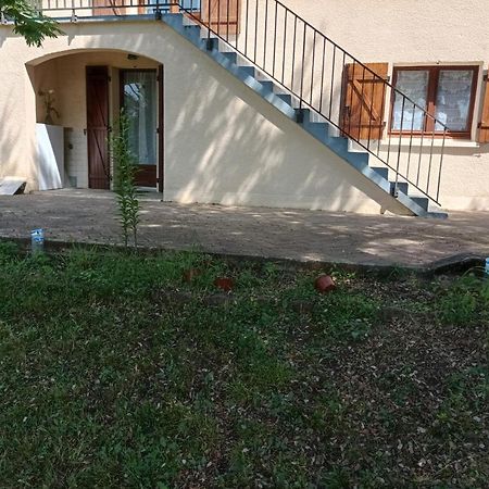 Bed and Breakfast Chambre Independante Lalinde Екстер'єр фото