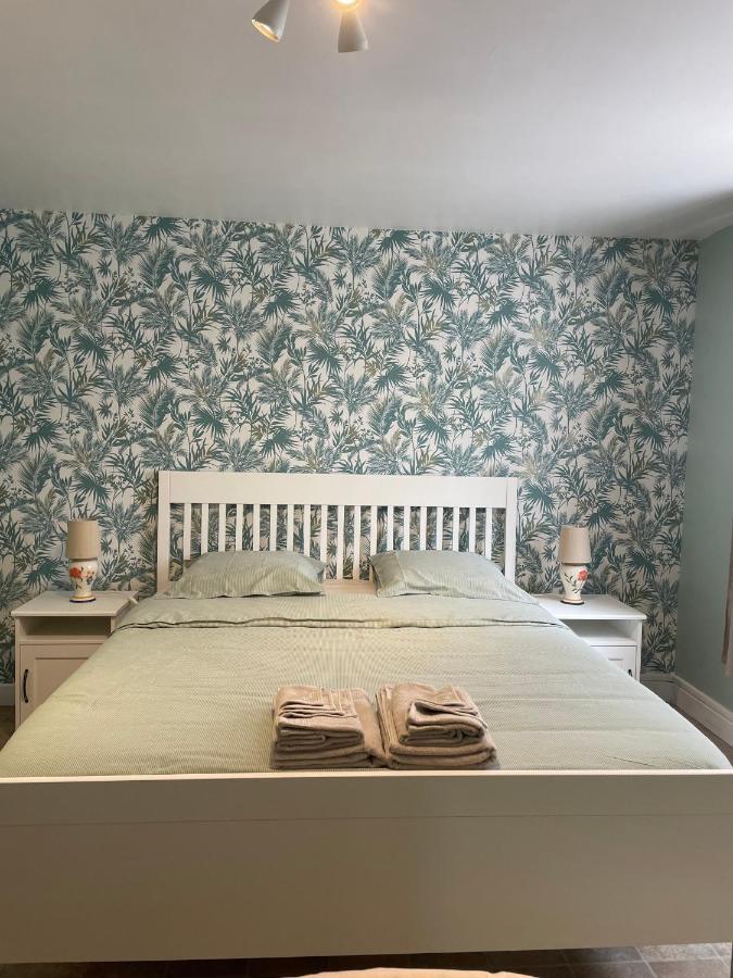 Bed and Breakfast Chambre Independante Lalinde Екстер'єр фото
